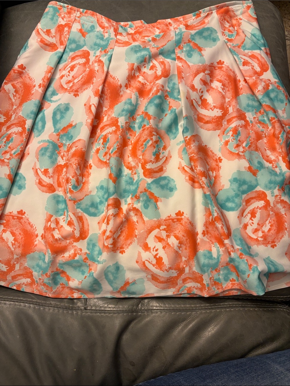 Women’s skirt $7.00